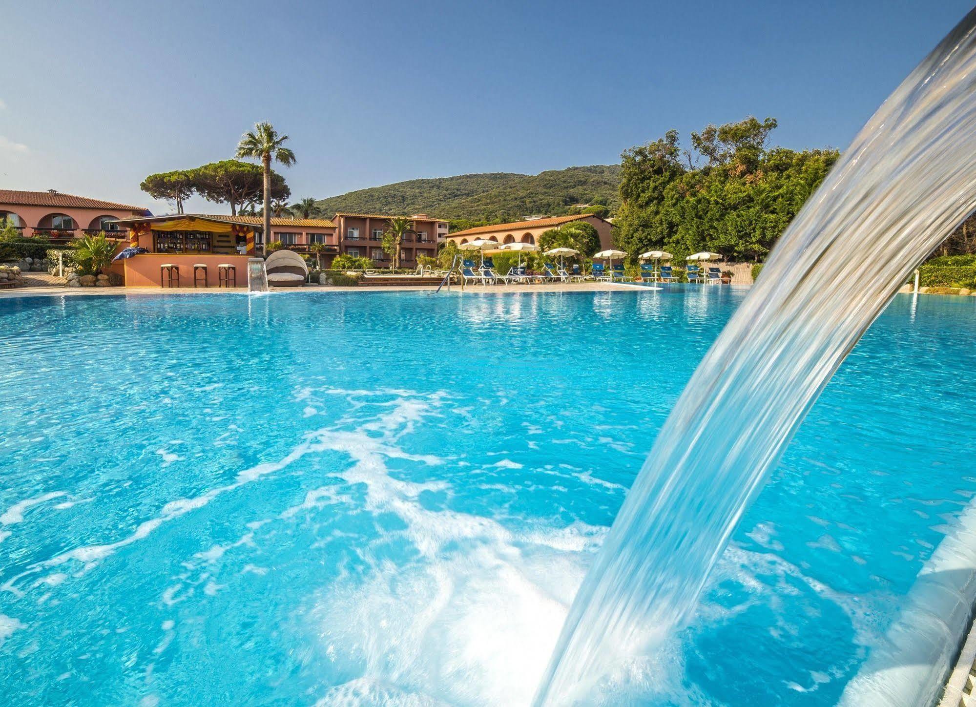 Hotel Del Golfo Procchio  Exteriör bild