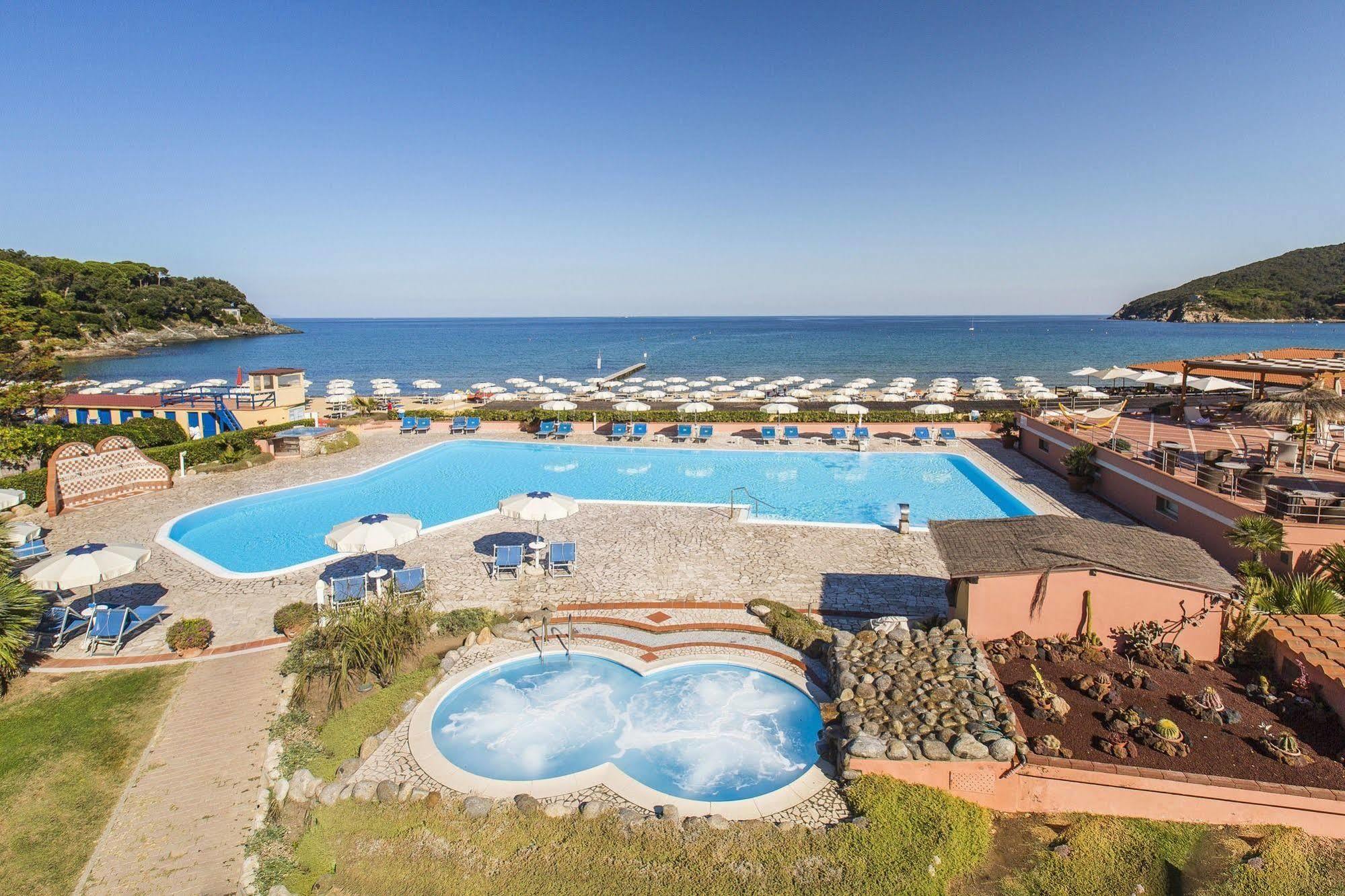 Hotel Del Golfo Procchio  Exteriör bild